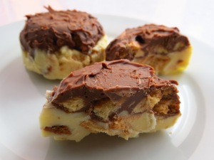 pastelitos de dos chocolates con galletas